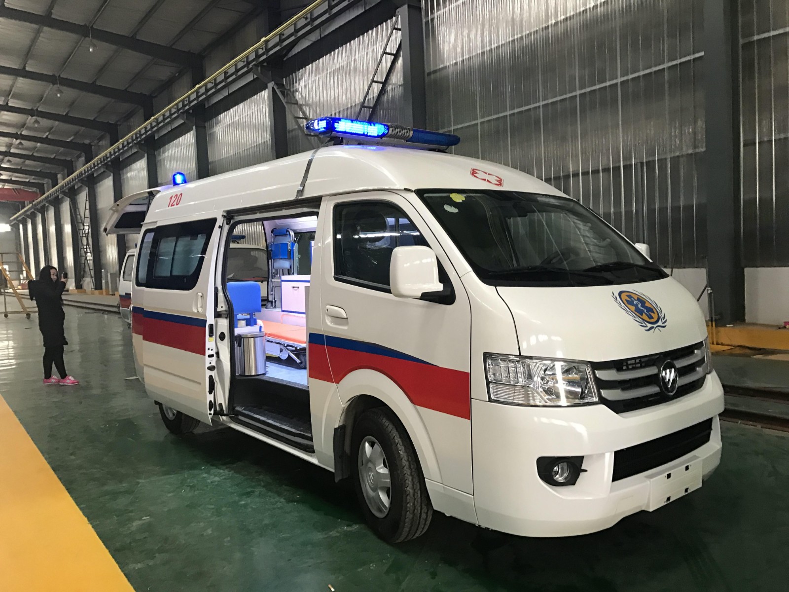 玛曲县救护车转院